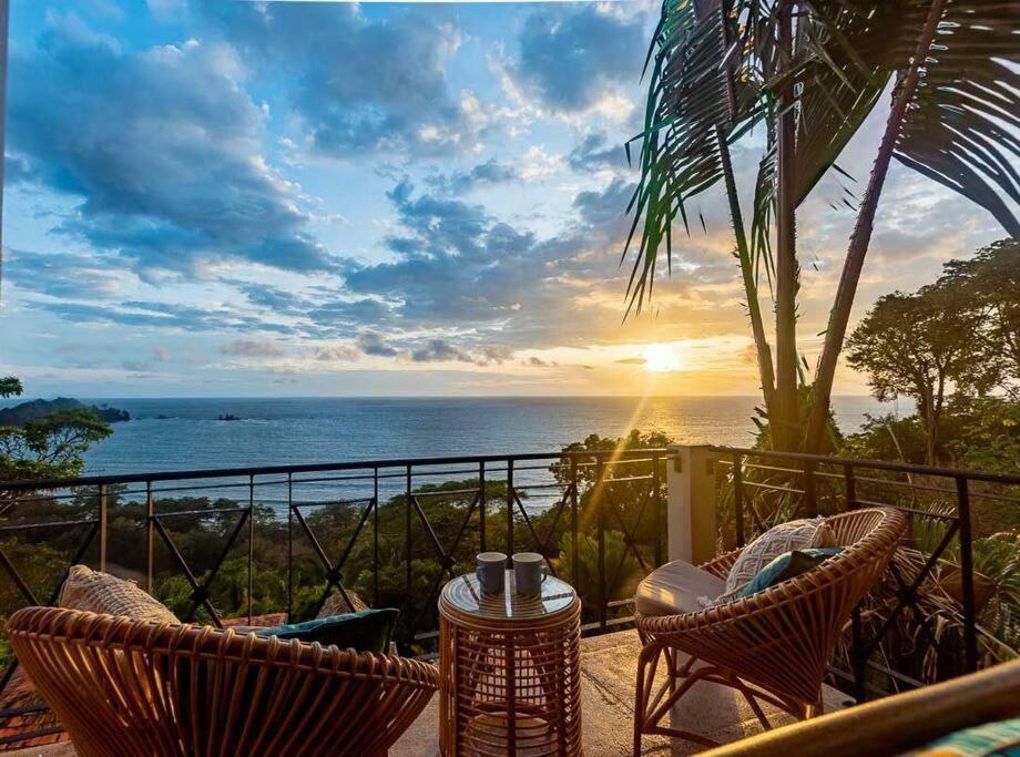 Villa Amor Del Mar With Breathtaking View Of Ocean & Jungle Dominical Extérieur photo